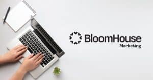 Comparison of brand and non-brand keywords in SEO with search results and keyword targeting examples